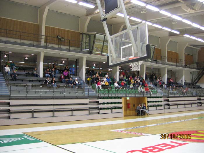 1-div naiset 005